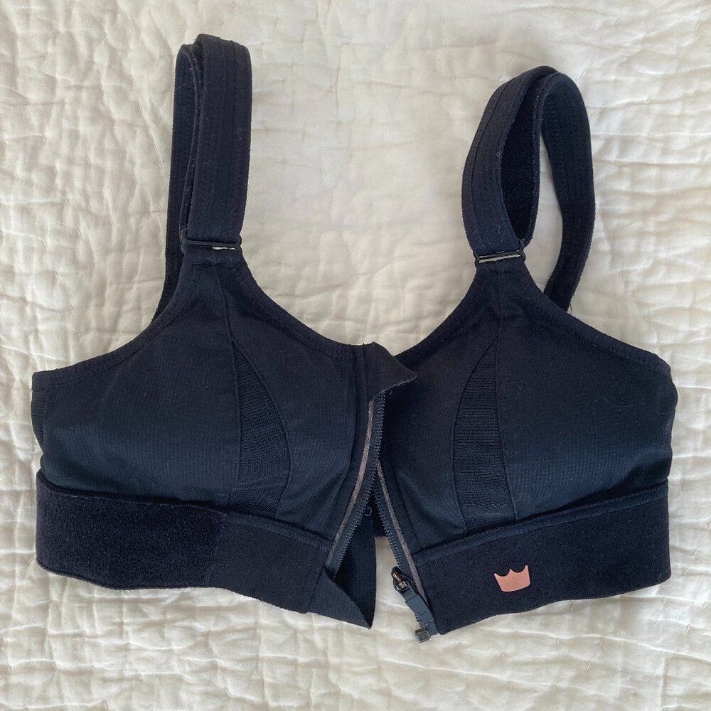 SHEFIT Ultimate sports bra, black, size small